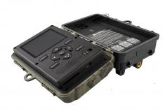 Fotopast OXE Tarantula WiFi 4K a kovový box + 32GB SD karta, 8ks baterií, stativ a doprava ZDARMA!
